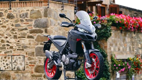 Ducati Multistrada V2: ahora es más cómoda y fácil de llevar
