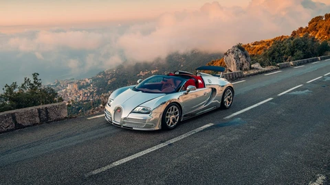 Bugatti restaura un Veyron con una carrocería espejada