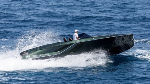 Frauscher x Porsche 850 Fantom establece un récord de velocidad en el mar