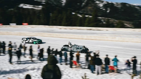 Bentley conquista el hielo de Montana junto a FAT International