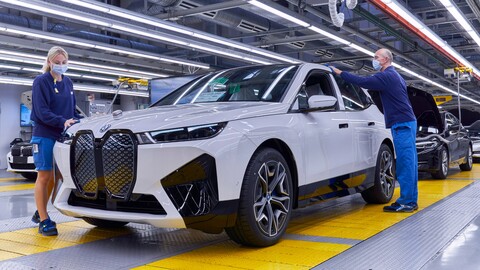 El BMW iX 100% eléctrico ya se fabrica en Alemania