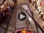 Video: Bicicleta extrema en un shopping de Praga
