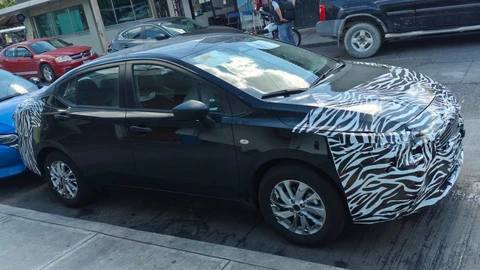 El nuevo Nissan Versa 2026 es capturado en México antes de su lanzamiento oficial