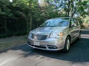 Chrysler Town and Country 2014 a prueba