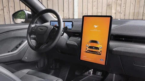 Patentan un sistema de publicidades en la pantalla de tu vehículo