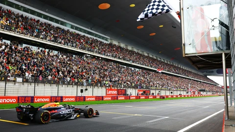 F1 2024: Verstappen arrasa con todos en China