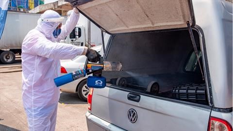 Volkswagen ayuda a sanitizar la Central de Abasto de la CDMX