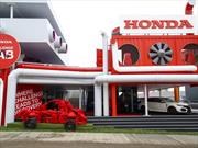 Honda convierte al Civic Type R en una escultura humana