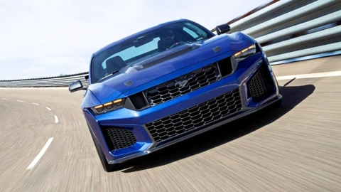 Ford Mustang Dark Horse SC 2027, el pony car más extremo de la historia llega a las pistas