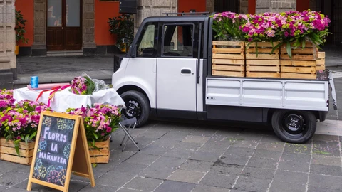 Olinia Carga: El eléctrico mexicano promete 650 kg de capacidad y más de 120 km de autonomía