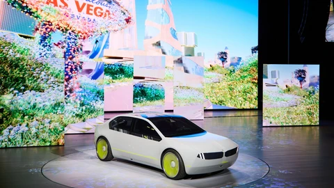 BMW iVision Dee el verdadero auto fantástico del CES 2023