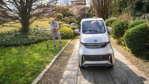 Filante Active, el auto eléctrico diseñado para adultos mayores