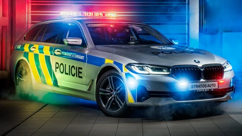 El BMW 540i xDrive Touring es la nueva patrulla de la policía de la República Checa