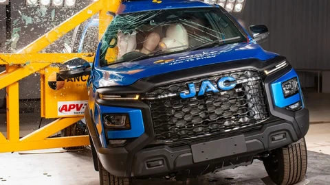 La nueva JAC T9 Hunter PHEV 2026 recibe 5 estrellas en las pruebas de seguridad de ANCAP