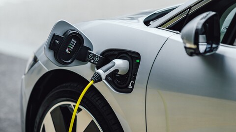 ¿Por qué los autos eléctricos no son tan ecológicos como aparentan?