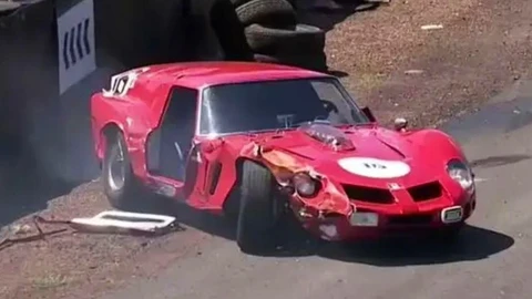 Destrozan un Ferrari clásico único