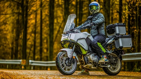 Lifan Motos lanza en Chile una trail de media cilindrada