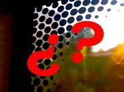 Enigma resuelto: ¿Para qué son los puntitos negros de la ventanilla?