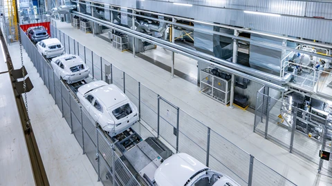 BMW experimenta con un sistema de aceite térmico para el área de pintura