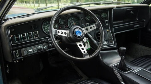 Maserati podría apostar por un motor a gasolina y caja manual para su próximo deportivo