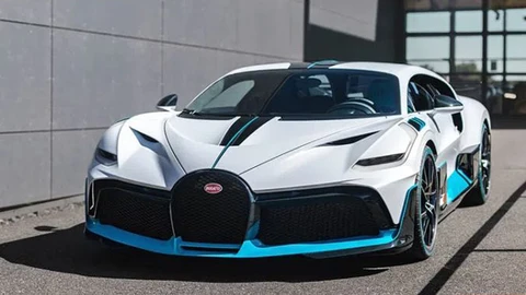 Bugatti Divo se pasea por Mónaco, jeque tenía que ser