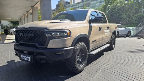 RAM 1500 Rebel 2025: la rebelde de la gama ya está a la venta en Chile