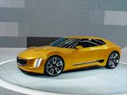 Kia GT4 Stinger Concept debuta