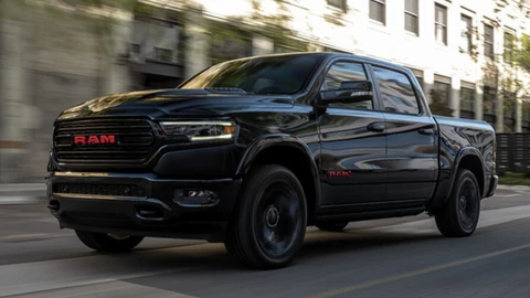 Ram 1500 Limited (Ram) Red 2023, un pickup especial para luchar contra el VIH