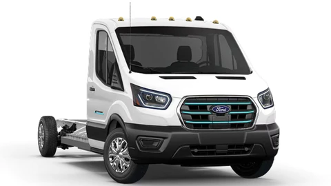 Ford E-Transit 2026 llega a México, con nueva versión Chasis Extra Largo, conoce versiones y precios