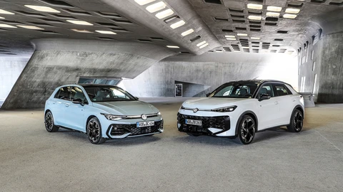 Volkswagen Golf y T-Roc estrenan sistema full hybrid sin carga externa