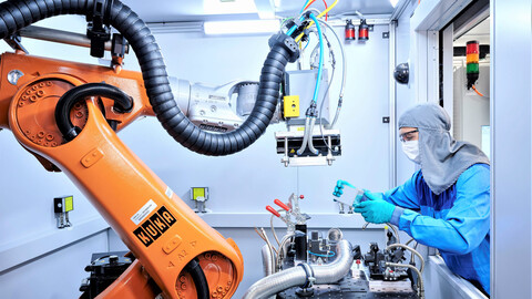 BMW Group tendrá una planta para fabricar celdas de batería para autos eléctricos