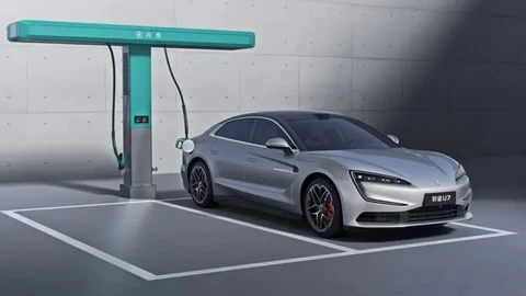 La red de carga ultrarrápida de BYD llegará a mercados internacionales