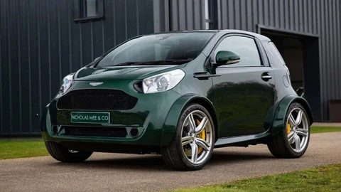 Se vende el único e increíble Aston Martin Cygnet V8