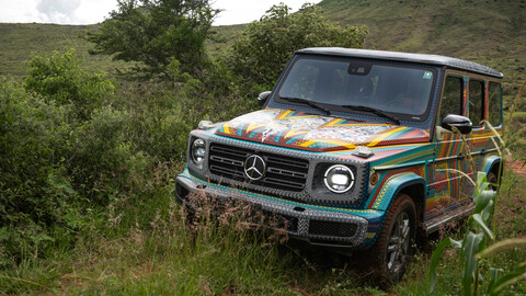 Un Mercedes-Benz Clase G es convertido en obra de arte por artesanos mexicanos