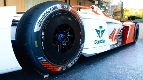 Bridgestone se mete de lleno a Formula E con los nuevos Potenza GEN4