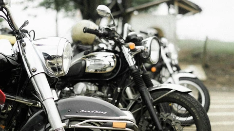 La UNAM propone meter motocicletas al Hoy no Circula