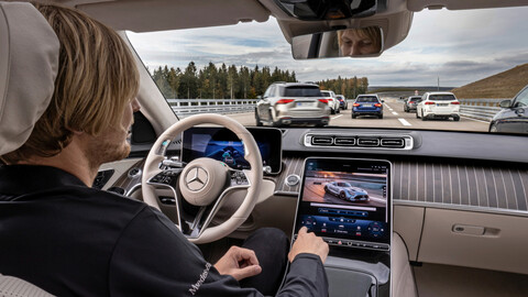 Mercedes-Benz recibe certificación mundial para el sistema de conducción autónoma Nivel 3