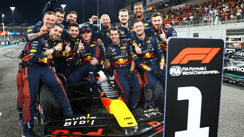 F1 2023: Verstappen cierra el año tal cual como lo vivió