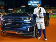 Chevrolet premia al MVP de la Serie Mundial 2017 con un Silverado Centennial Edition 2018 