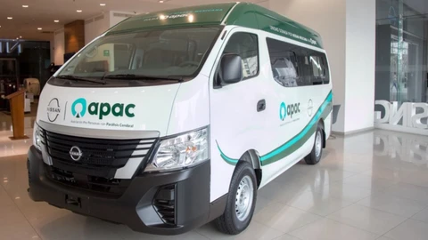 Nissan Mexicana dona una Urvan adaptada para fortalecer la movilidad inclusiva en México