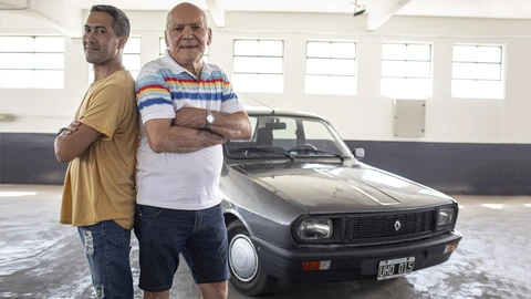 Un nieto le regala un Renault 12 a su abuelo y la marca se lo restaura por completo
