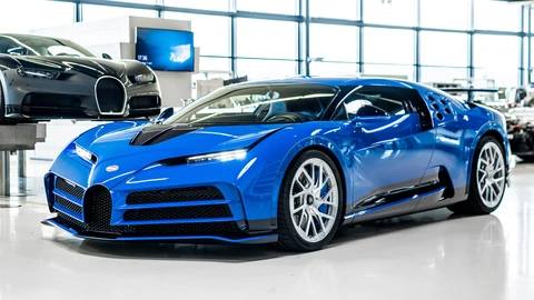 Bugatti entrega el primer Centodieci, un hiper auto que vale 170 millones de pesos