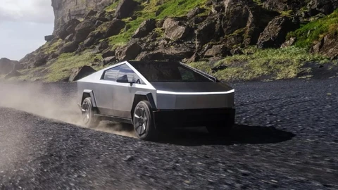 La Tesla Cybertruck suma otro recall a la lista