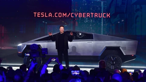 Elon Musk retrasa nuevamente el lanzamiento de la Tesla Cybertruck
