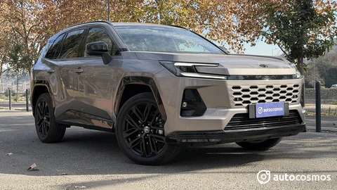 Test Drive Toyota RAV4 HEV AWD 2026, honesto y transparente como buen Toyota