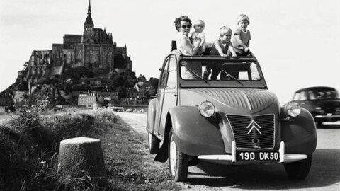 Citroën rinde homenaje al 2CV, el carro de Mafalda