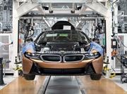 BMW inicia la producción del i8 Roadster 