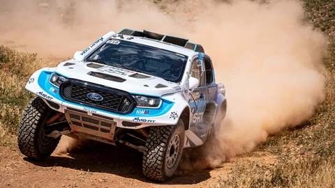 Ford Ranger Raptor preparada para el Dakar completó su primera competencia