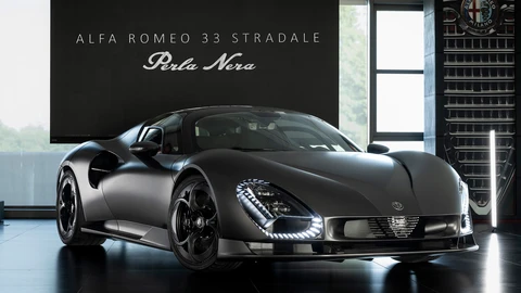 Alfa Romeo 33 Stradale Perla Nera lleva el carbono expuesto al extremo de la exclusividad