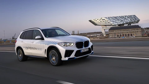 BMW inicia pruebas globales del iX5 con celdas de hidrógeno
